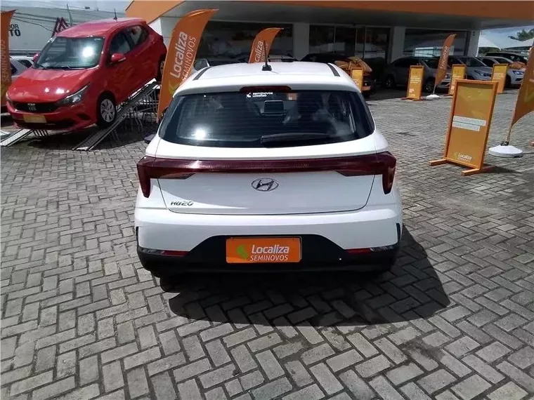 Hyundai HB20 Branco 12