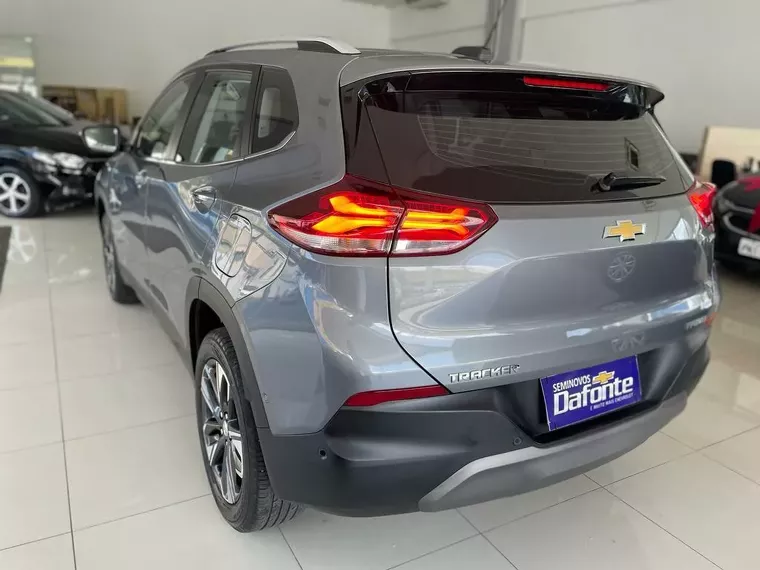 Chevrolet Tracker Cinza 6