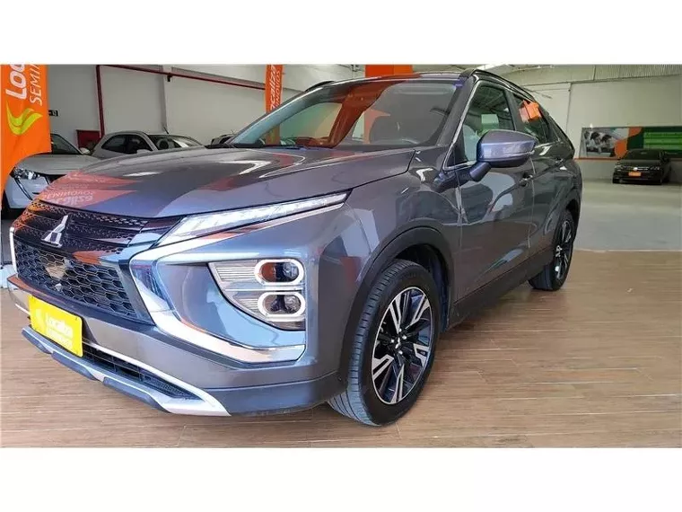 Mitsubishi Eclipse Cross Cinza 6