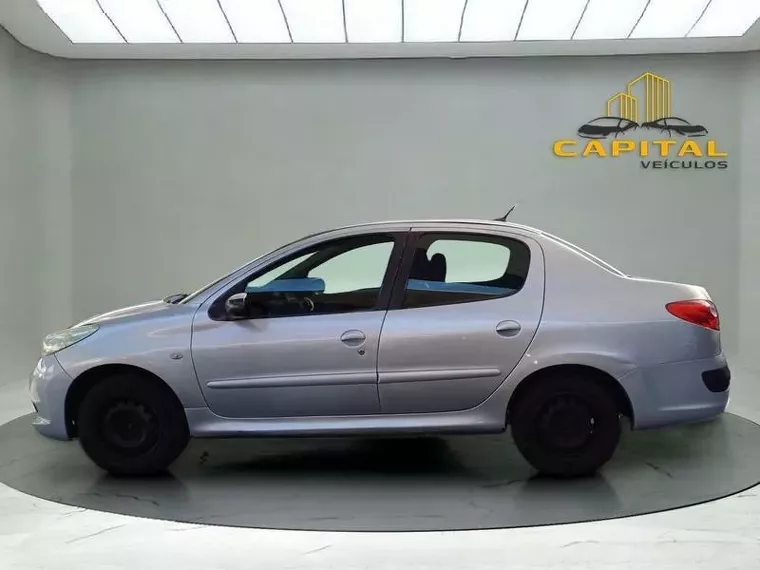 Peugeot 207 Prata 12