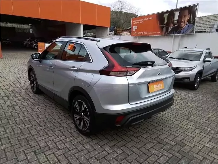 Mitsubishi Eclipse Cross Prata 9