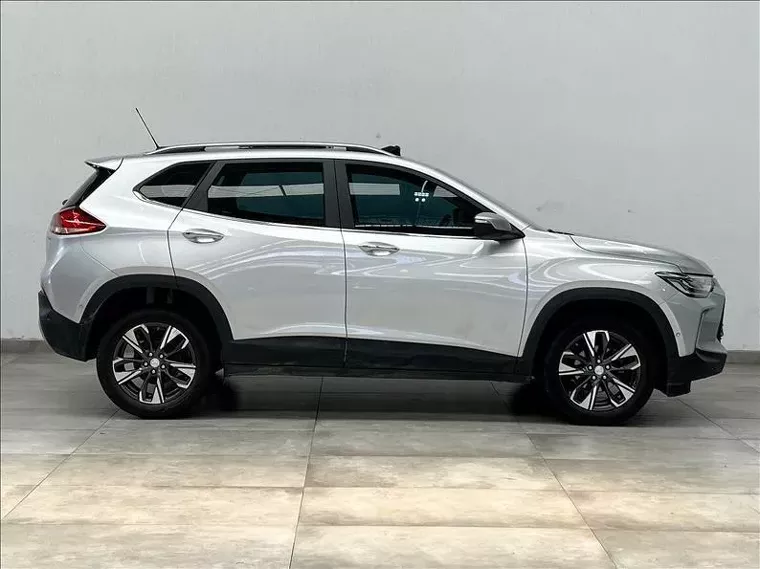 Chevrolet Tracker Prata 2