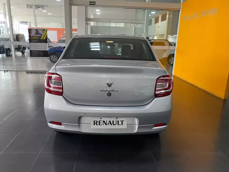 Renault Logan Prata 7