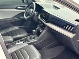 Volkswagen Taos