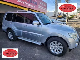 Mitsubishi Pajero Full