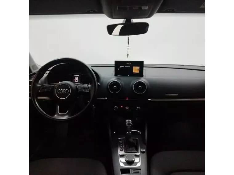 Audi A3 Prata 17