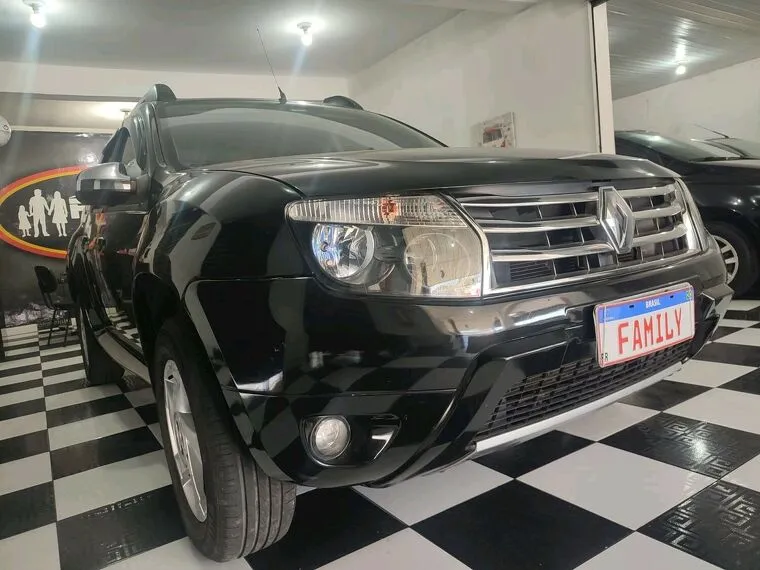 Renault Duster Preto 4