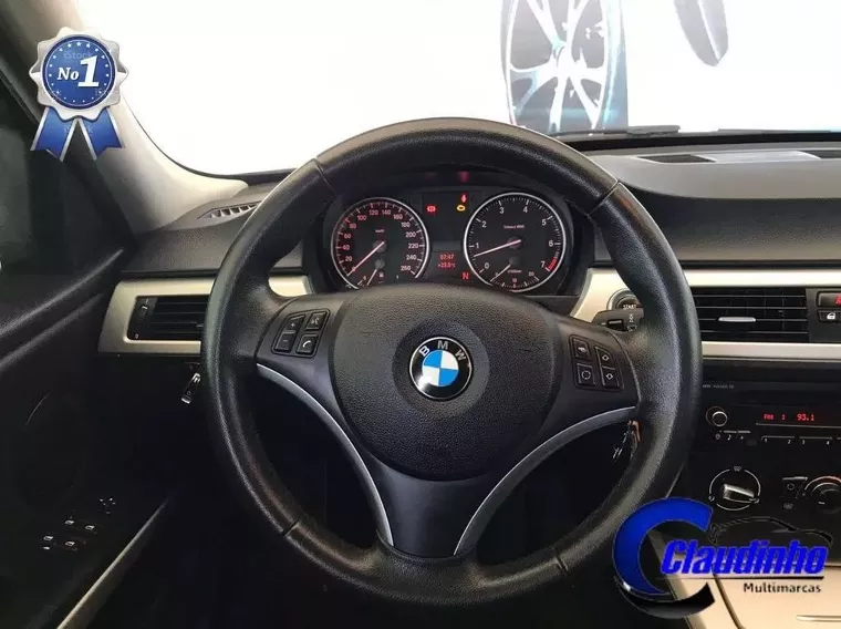 BMW 320i Prata 18