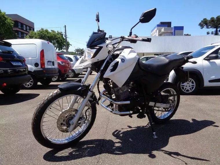 Yamaha XTZ 150 Branco 1