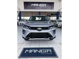 Toyota Hilux SW4
