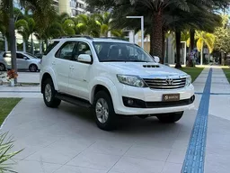 Toyota Hilux SW4