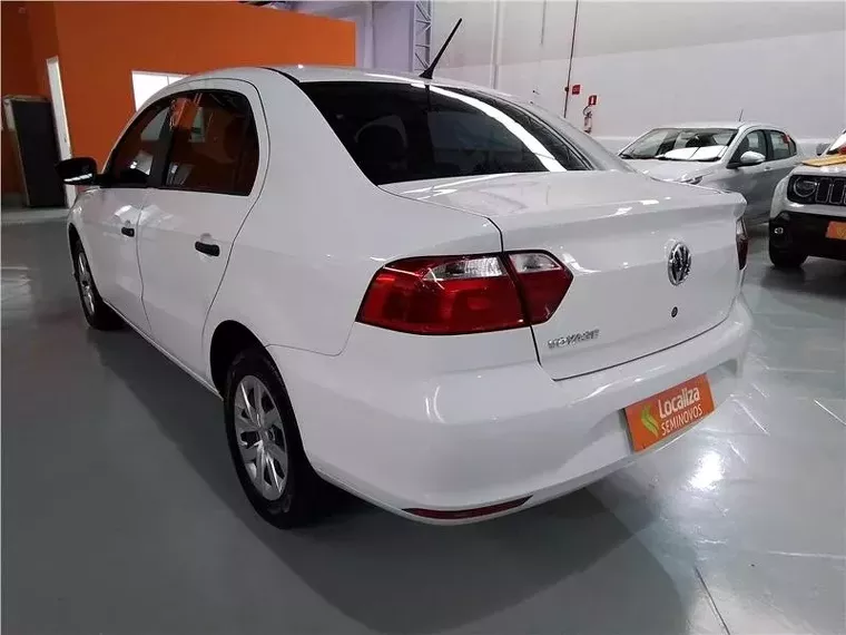 Volkswagen Voyage Branco 5