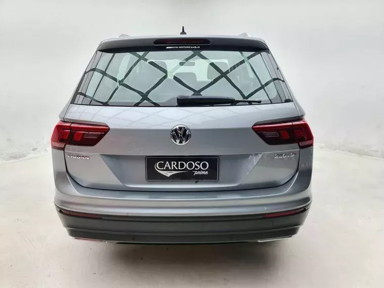 Volkswagen Tiguan Prata 2