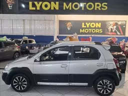 Toyota Etios Cross