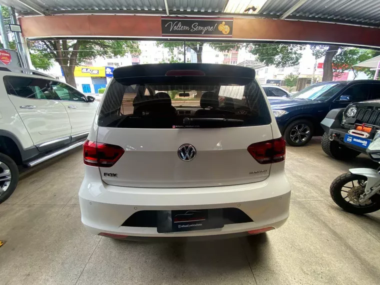 Volkswagen Fox Branco 2