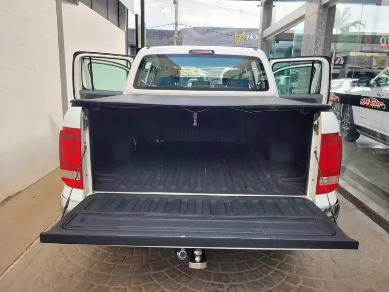 Volkswagen Amarok Branco 12