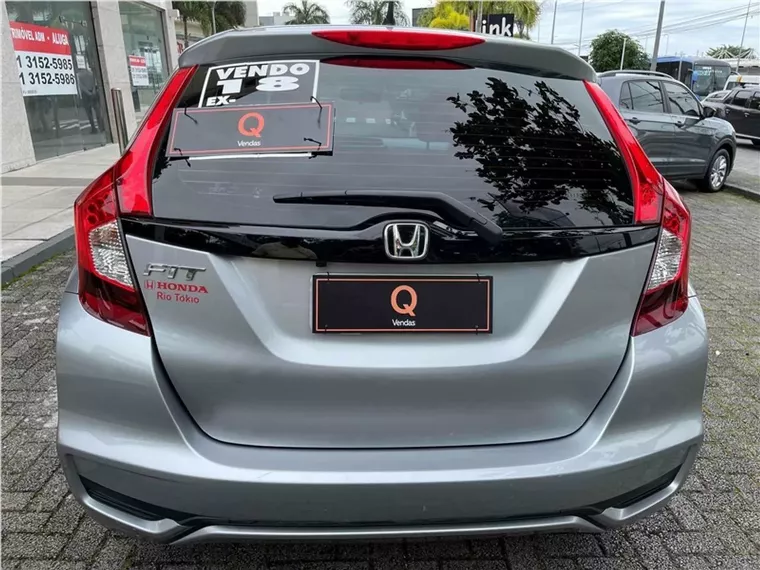 Honda FIT Prata 9