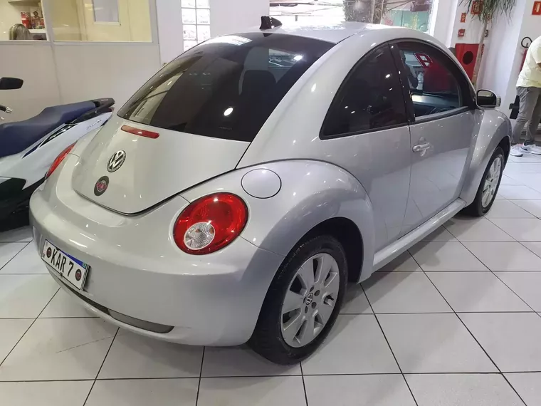 Volkswagen New Beetle Prata 7