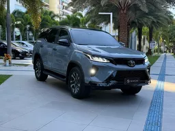 Toyota Hilux SW4