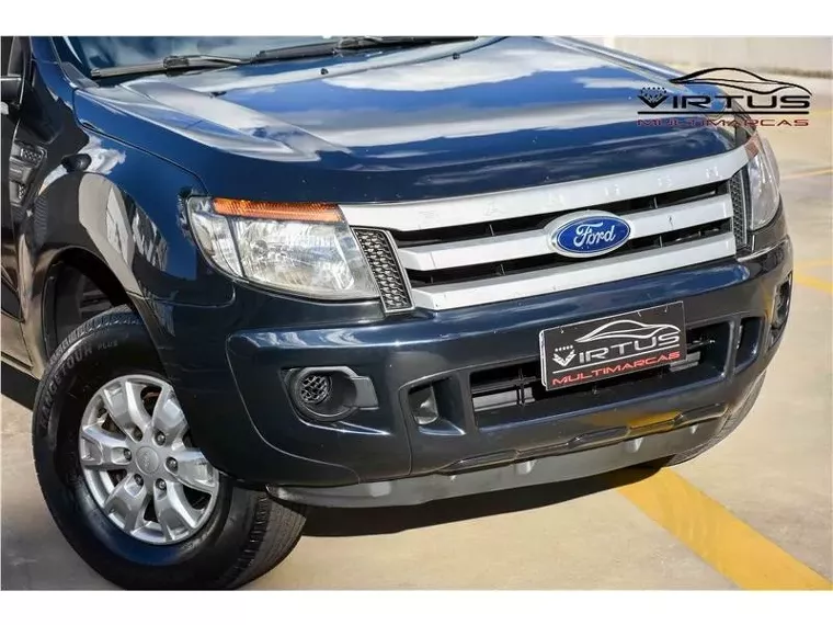 Ford Ranger Preto 14