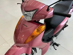Honda C 100