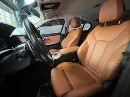 BMW 320i
