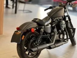 Sportster 883