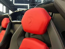 Lamborghini Aventador