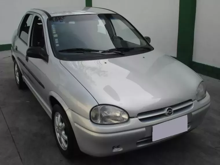 Chevrolet Corsa Prata 4