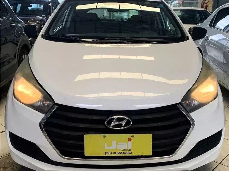 Hyundai HB20 Branco 11