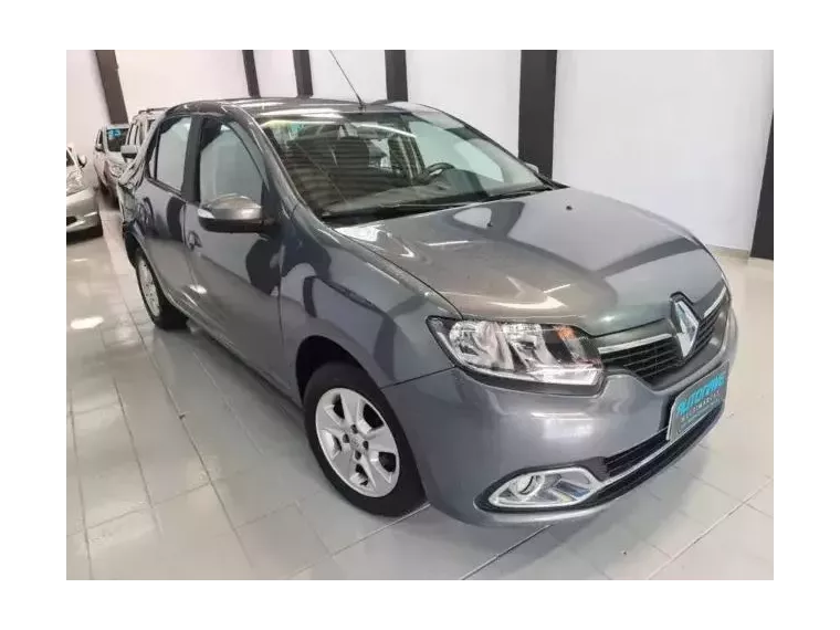 Renault Logan Cinza 1