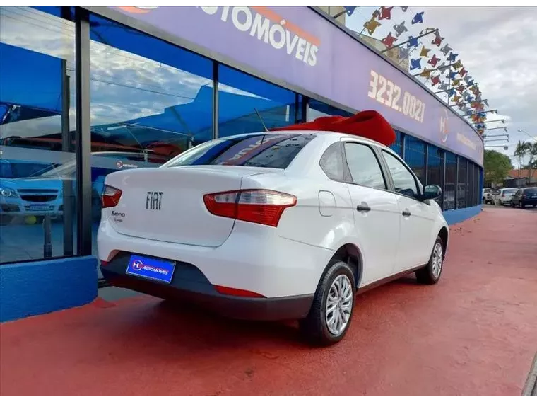 Fiat Grand Siena Branco 4