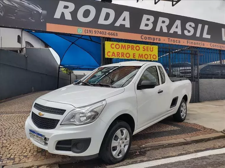 Chevrolet Montana Branco 7