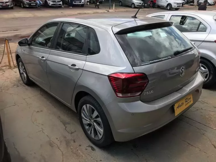 Volkswagen Polo Hatch Prata 4