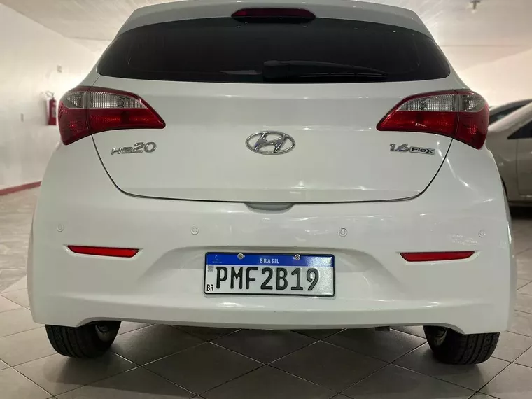 Hyundai HB20 Branco 4