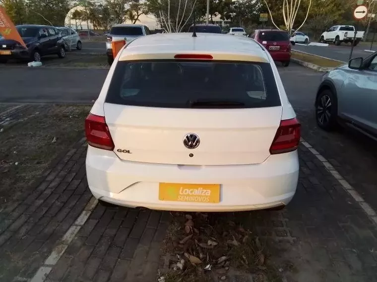 Volkswagen Gol Branco 4