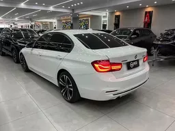 BMW 320i