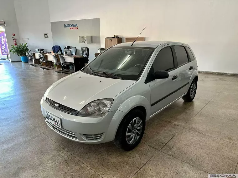 Ford Fiesta Prata 7