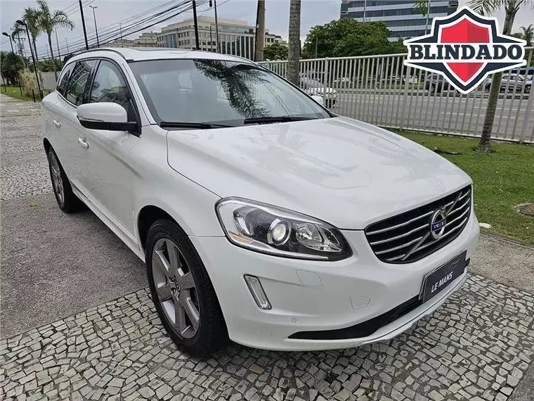 Volvo XC60 Branco 12