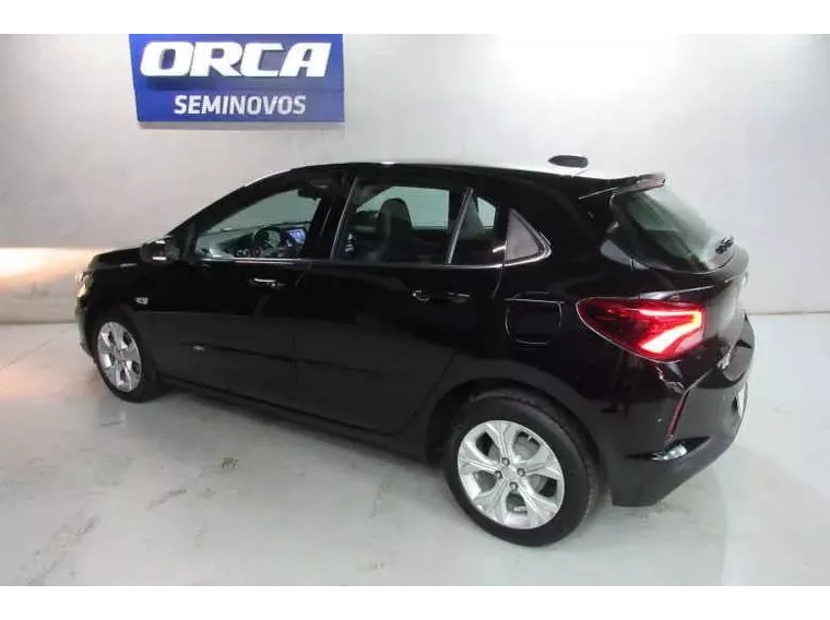 Chevrolet Onix Preto 2