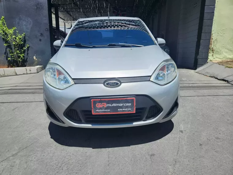 Ford Fiesta Prata 1