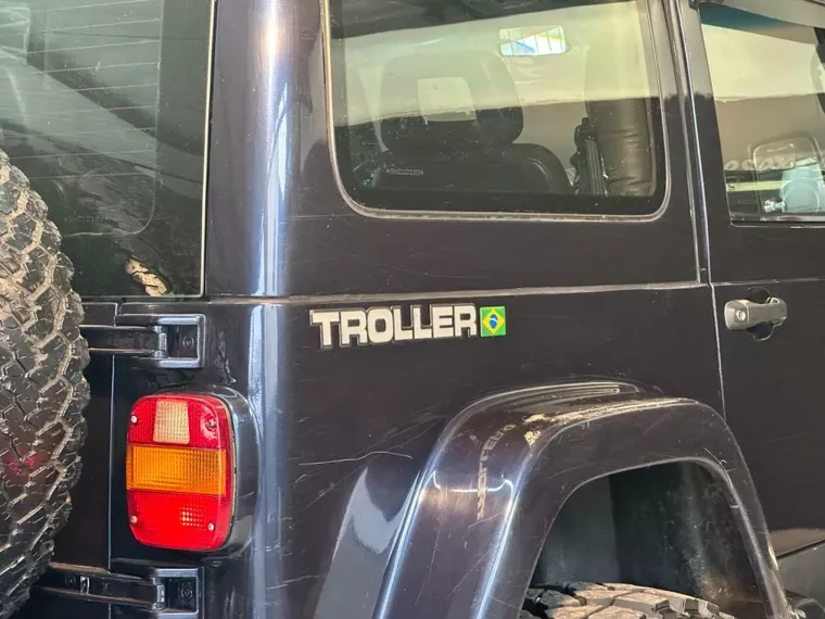 Troller T4 Azul 8