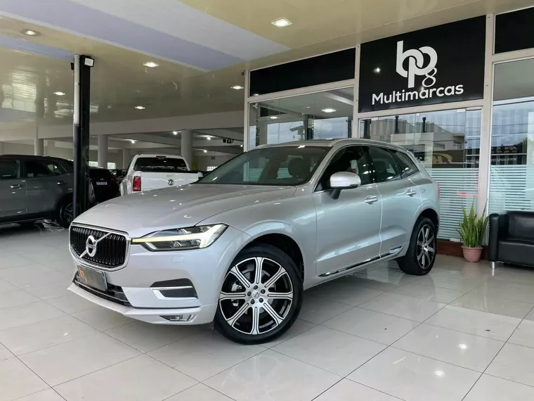 Volvo XC60 Prata 3