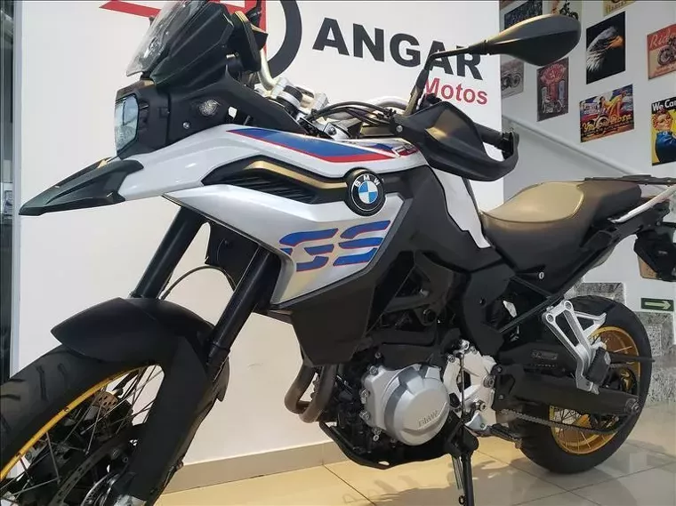 BMW F 850 Branco 4