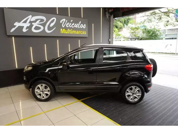 Ford Ecosport Preto 15