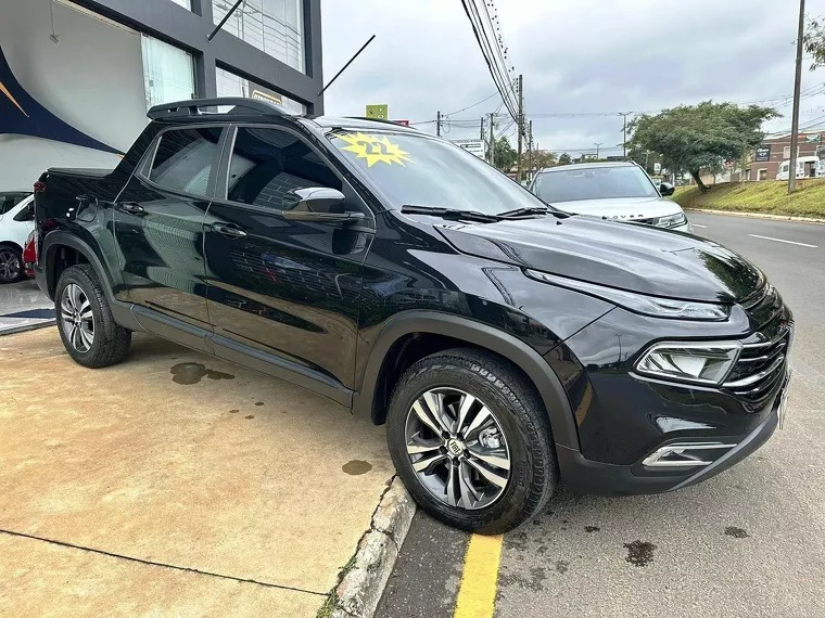 Fiat Toro Preto 4