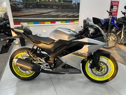 YZF R15