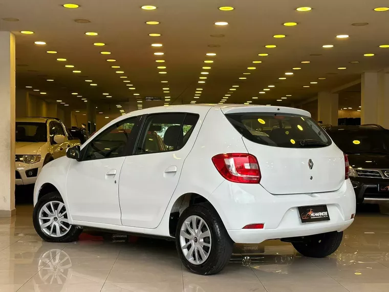 Renault Sandero Branco 2