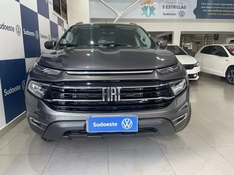 Fiat Toro Cinza 1