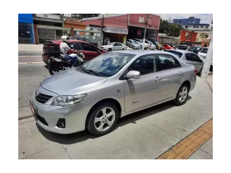 Toyota Corolla Prata 8